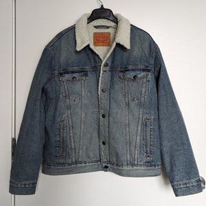 Levi's Sherpa Trucker Jacket | Large | Light Wash | Barely Used